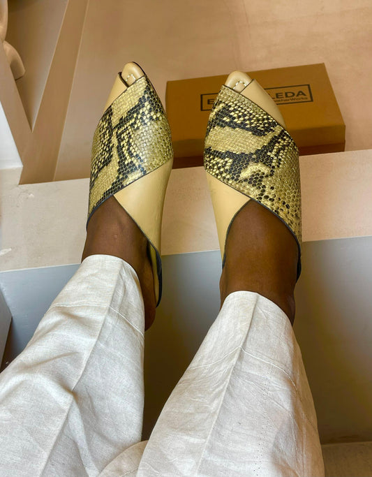 Oma Mules - Skin (Light Beige Mix) Slippers (40)