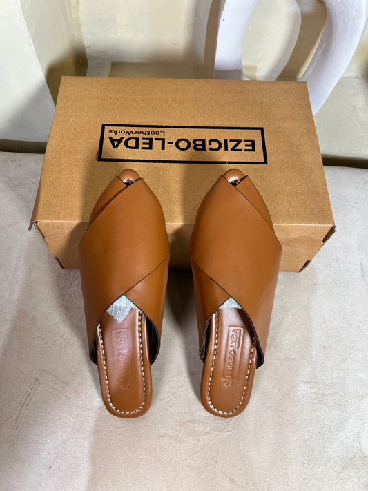 Oma Mules Plain - Brown Slippers (43)