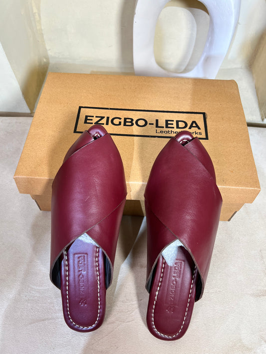 Oma Mules Plain - Wine Slippers (41)