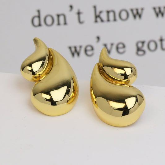 Smooth gold double layer earrings